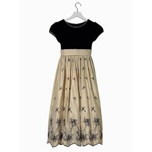 Cinderella Girls Dress Black Velvet & Beige Satin Embroidered Size 10